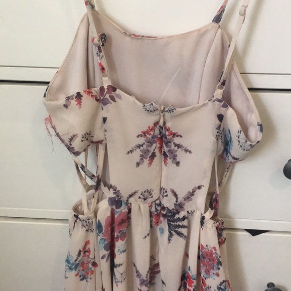 Rachael & Chloe- floral dress/formal attire - Picture 3 of 6